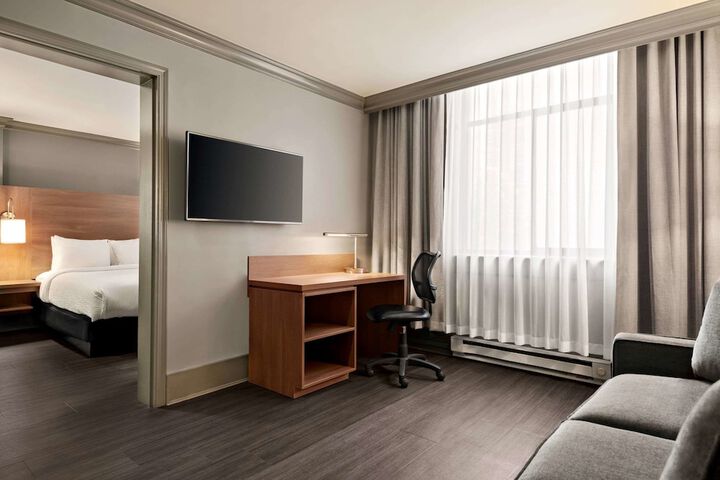 Room 8 of 26