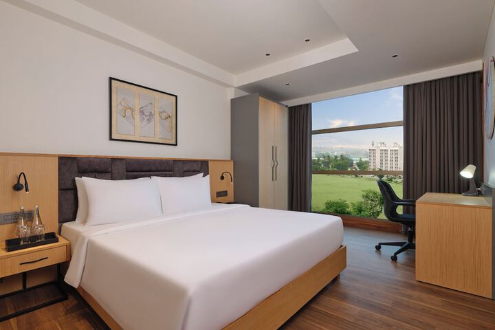 Room 8 of 26