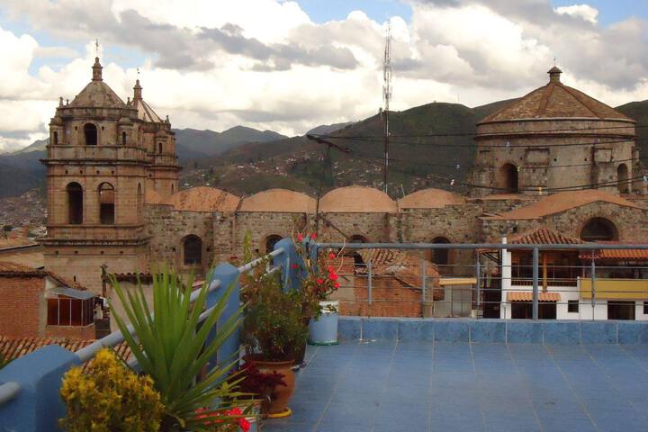 ELVAS HOUSE