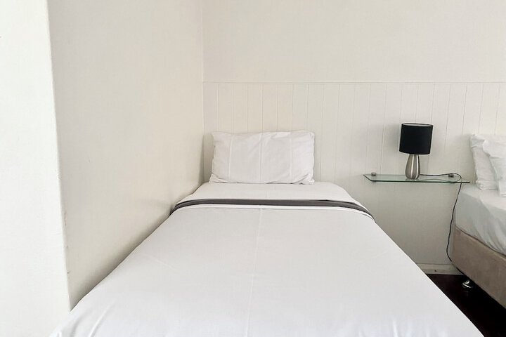 Room 21 of 42