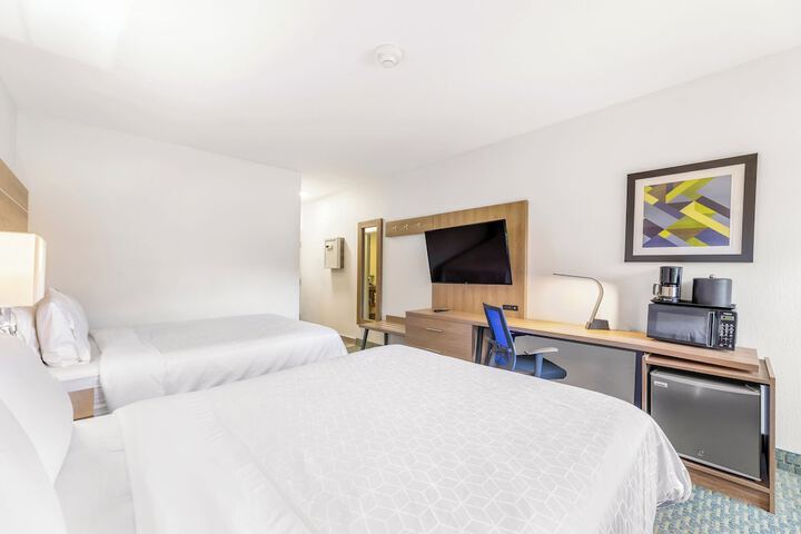Room 54 of 125