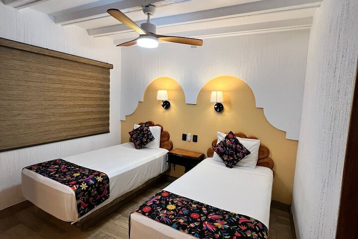 Room 7 of 22