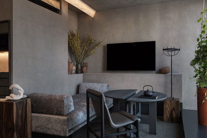 Room 11 of 75