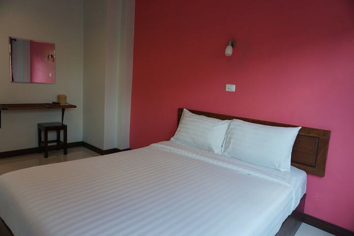 Room 9 of 67