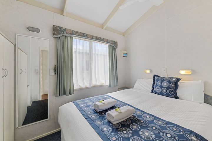Room 7 of 60