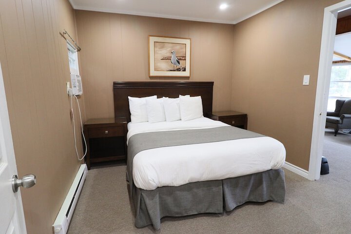 Classic Queen Bed (53 of 63)