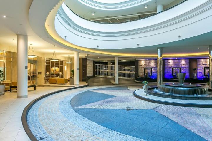 Chevron Renaissance - Q Stay