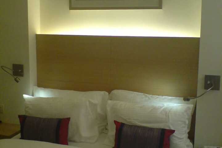 Room 14 of 40