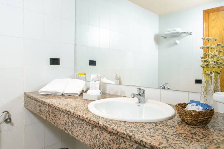 Clean Restrooms