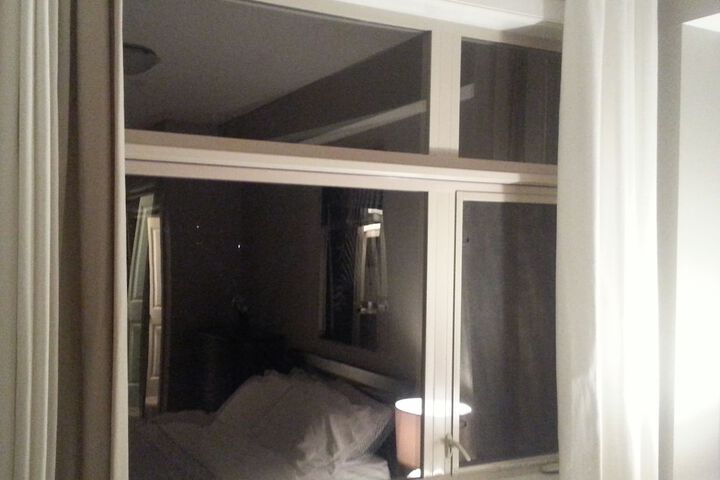 Room 37 of 82
