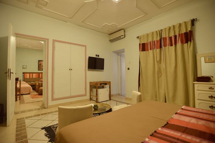 Room 15 of 38