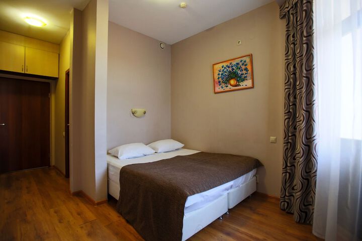 Room 42 of 45