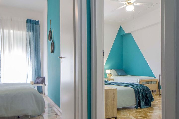 Room 151 of 182