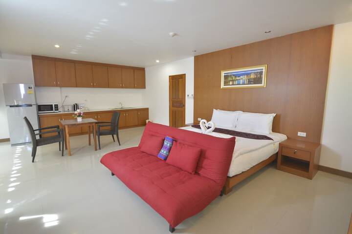 Room 12 of 30