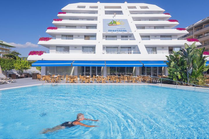 Pools & Facilities