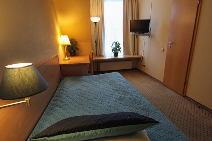 Room 55 of 72