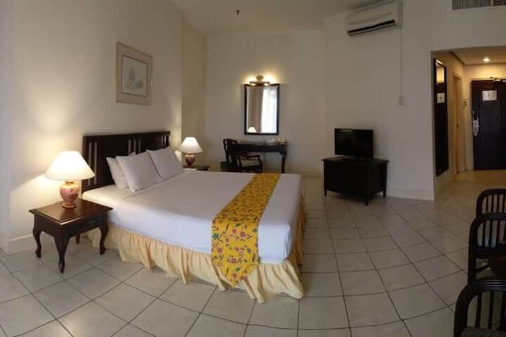 Room 3 of 31