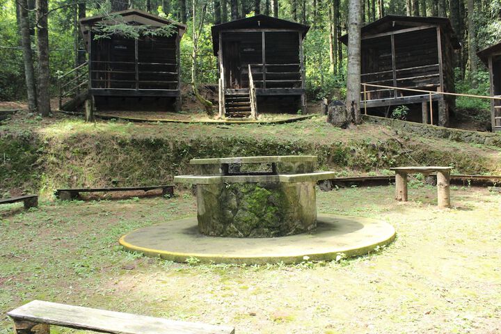 Property Grounds 23 of 26