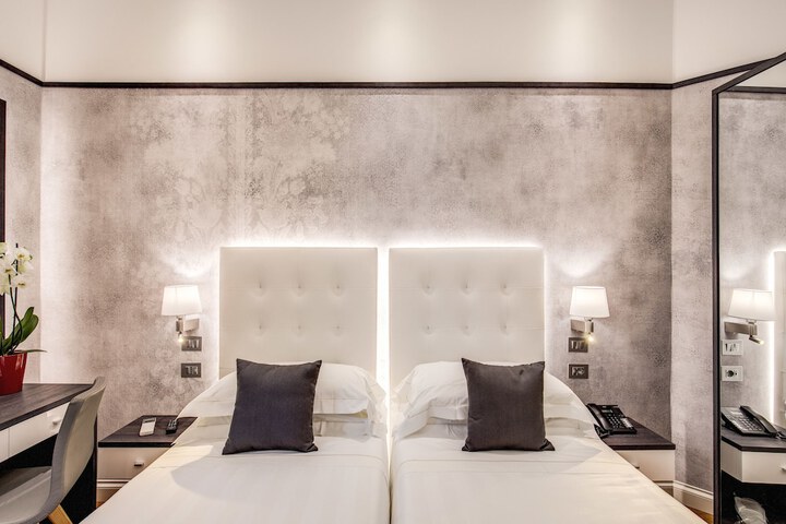 Room 40 of 79