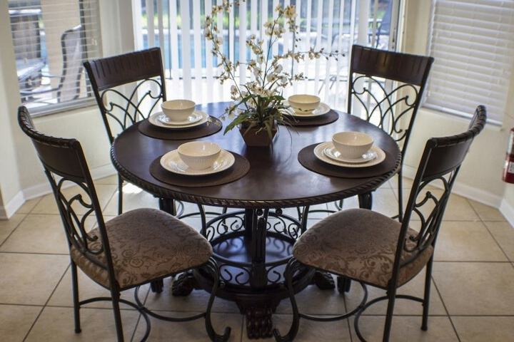 Breakfast/Coffee Service 18 of 24