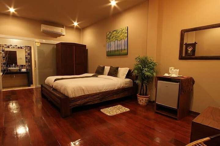 Room 7 of 20