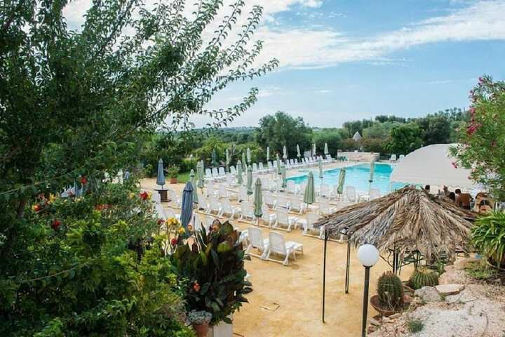 Hotel with Pool