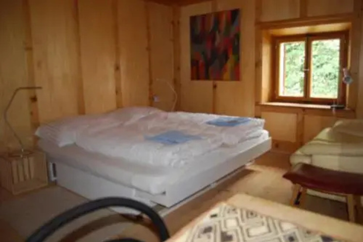 Room 2 of 9