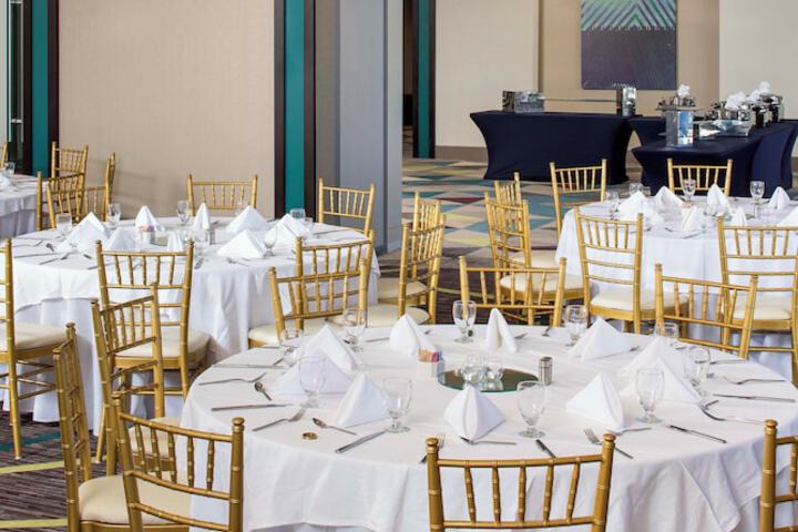 Banquet hall