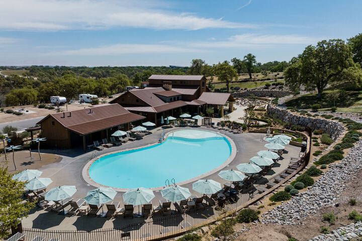 Pool 20 of 62