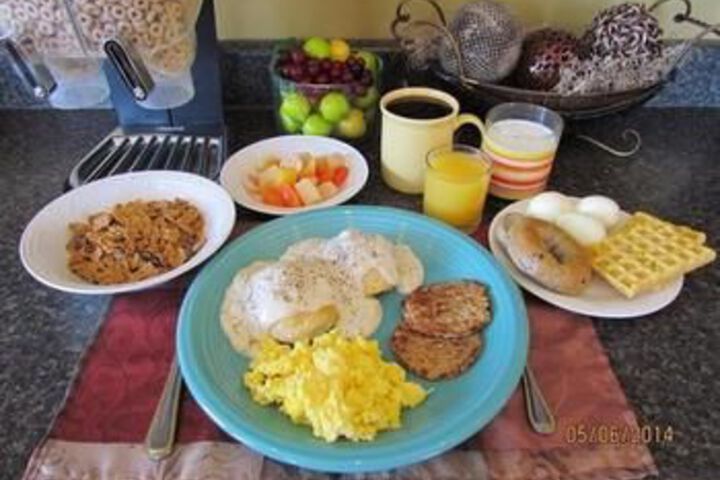 Dining 50 of 52