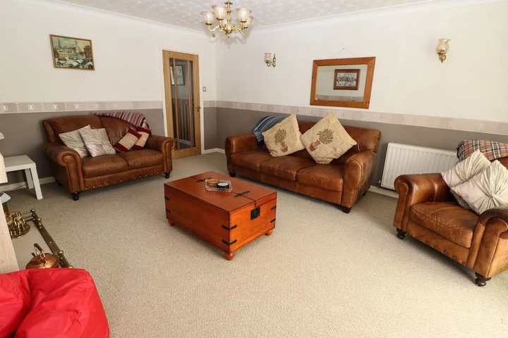 Room 3 of 17