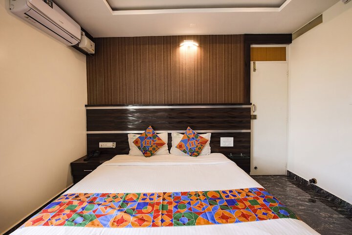 Room 15 of 29