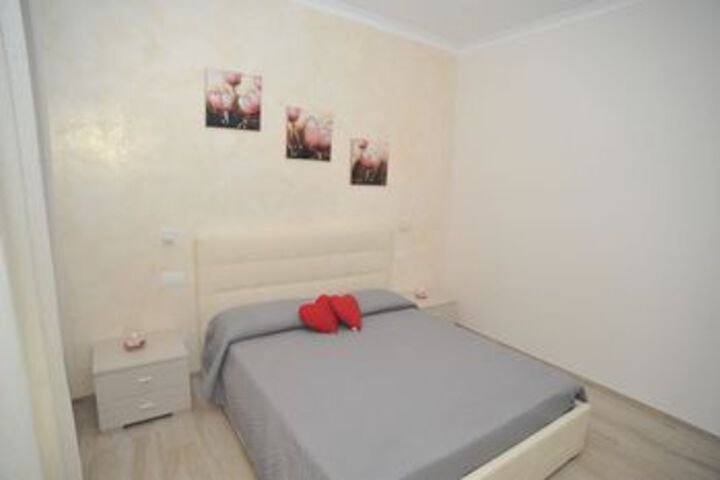 Room 33 of 67