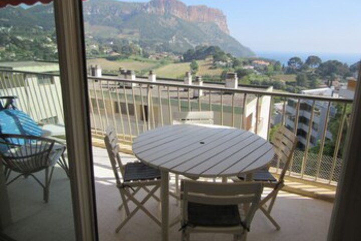 Terrace/Patio 2 of 13