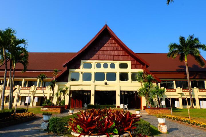 Hotel Lobby