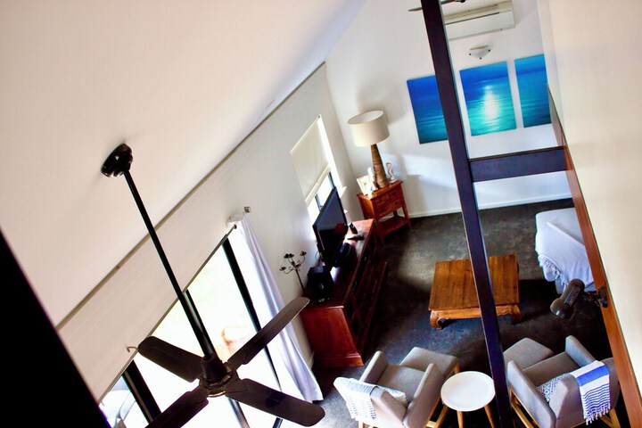 Room 75 of 178