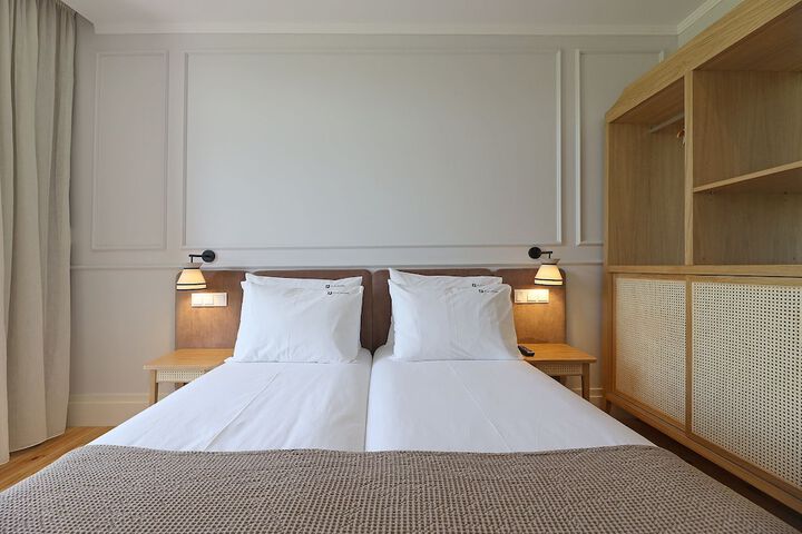 Room 20 of 85