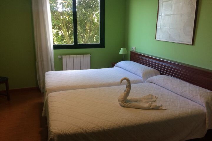 Room 8 of 35