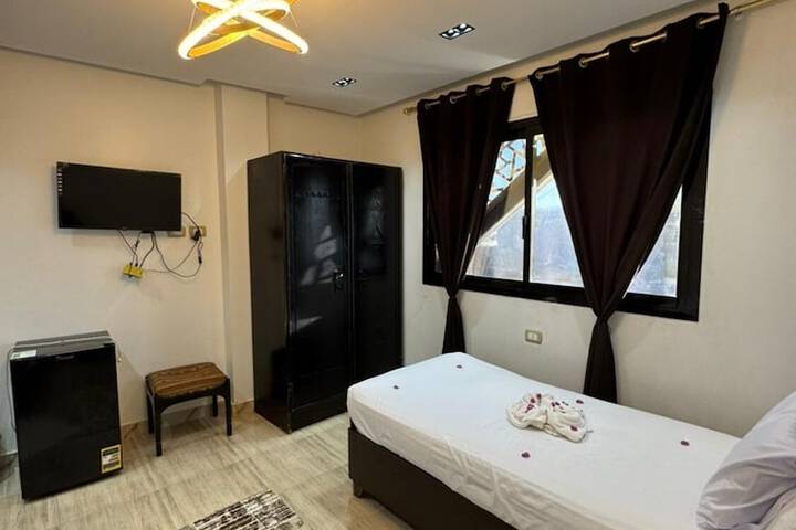 Room 29 of 54