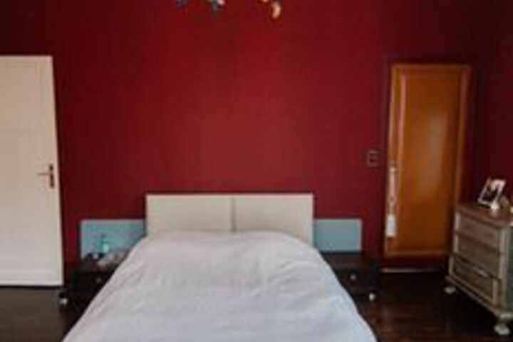 Room 12 of 36
