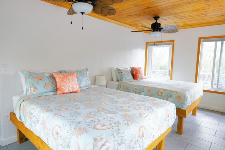 Room 4 of 20