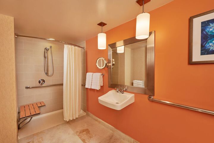 Room 35 of 67