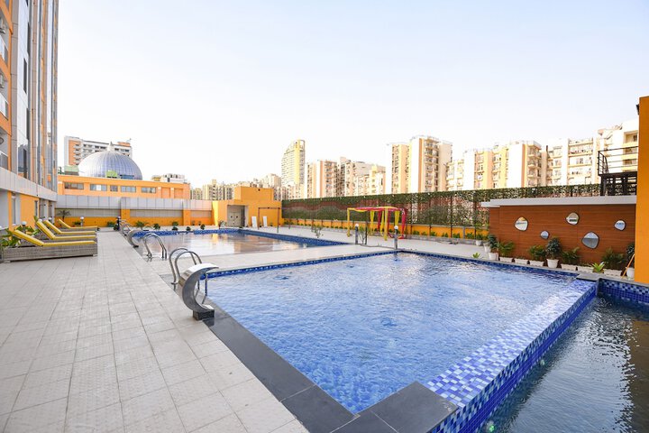 Pool 31 of 43