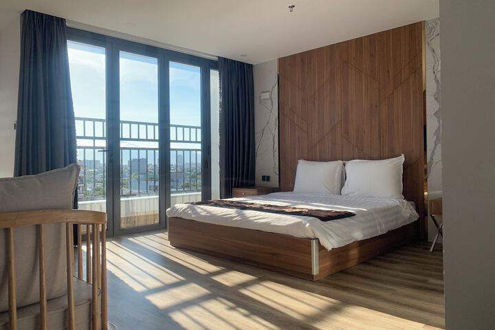 Room 26 of 62
