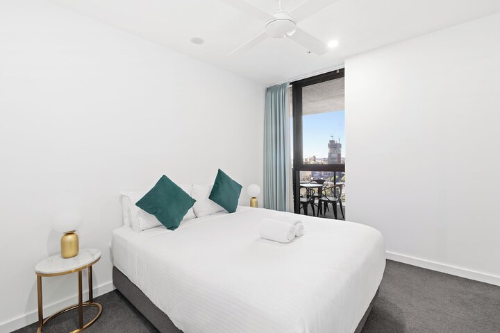 Room 28 of 109