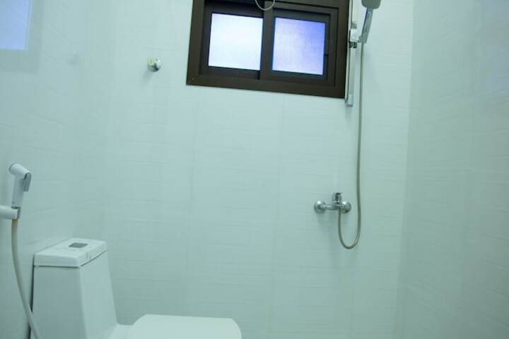 Room 26 of 29