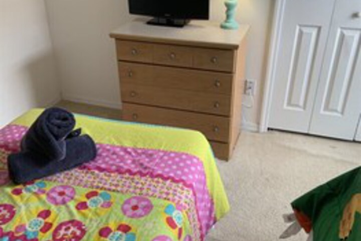 Room 25 of 27