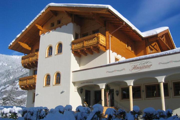 Landhaus & Appartementhaus Haussteiner