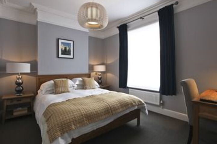 Room 16 of 25