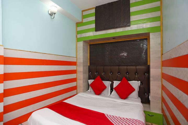 Room 34 of 37